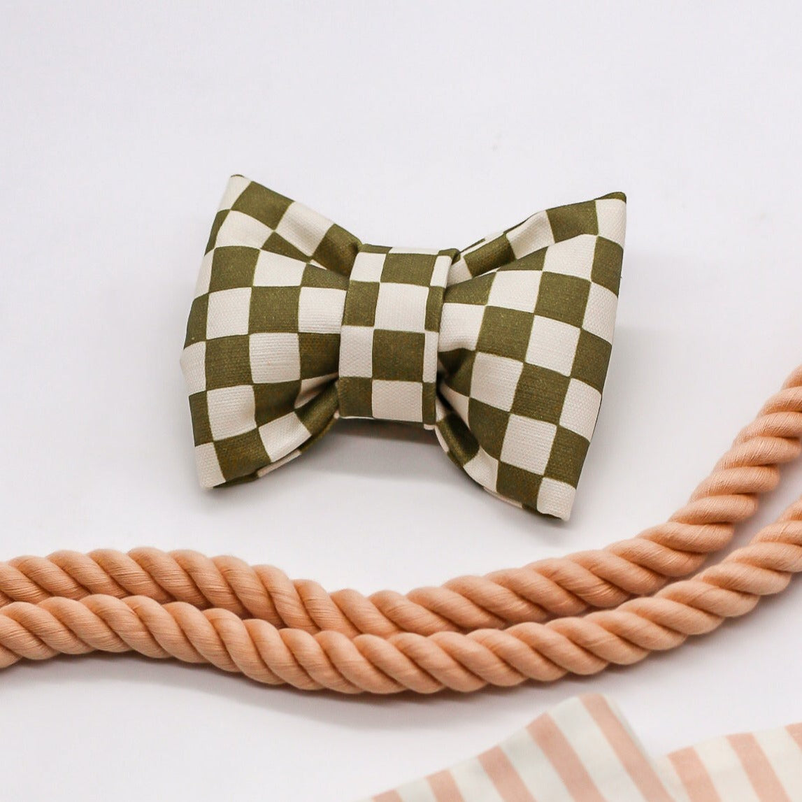Olive 100% Organic Cotton Linen checkerboard dapper dog cat bow tie handmade structured puffy bow tie Bop Pop Pets handsfree leash with matching set bandana. Peach pink salmon vintage dusty pink striped contrast bandana pet apparel