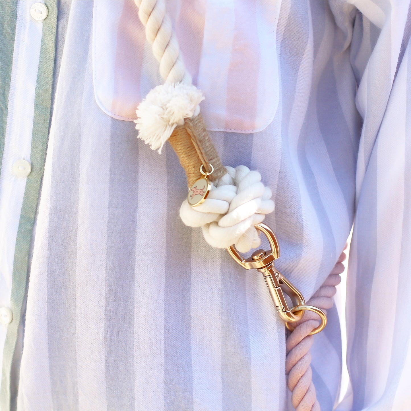 cotton rope leash hands free leash dogs ombre gradient pink rosy quartz color brass hardware knotted rope crossbody leash