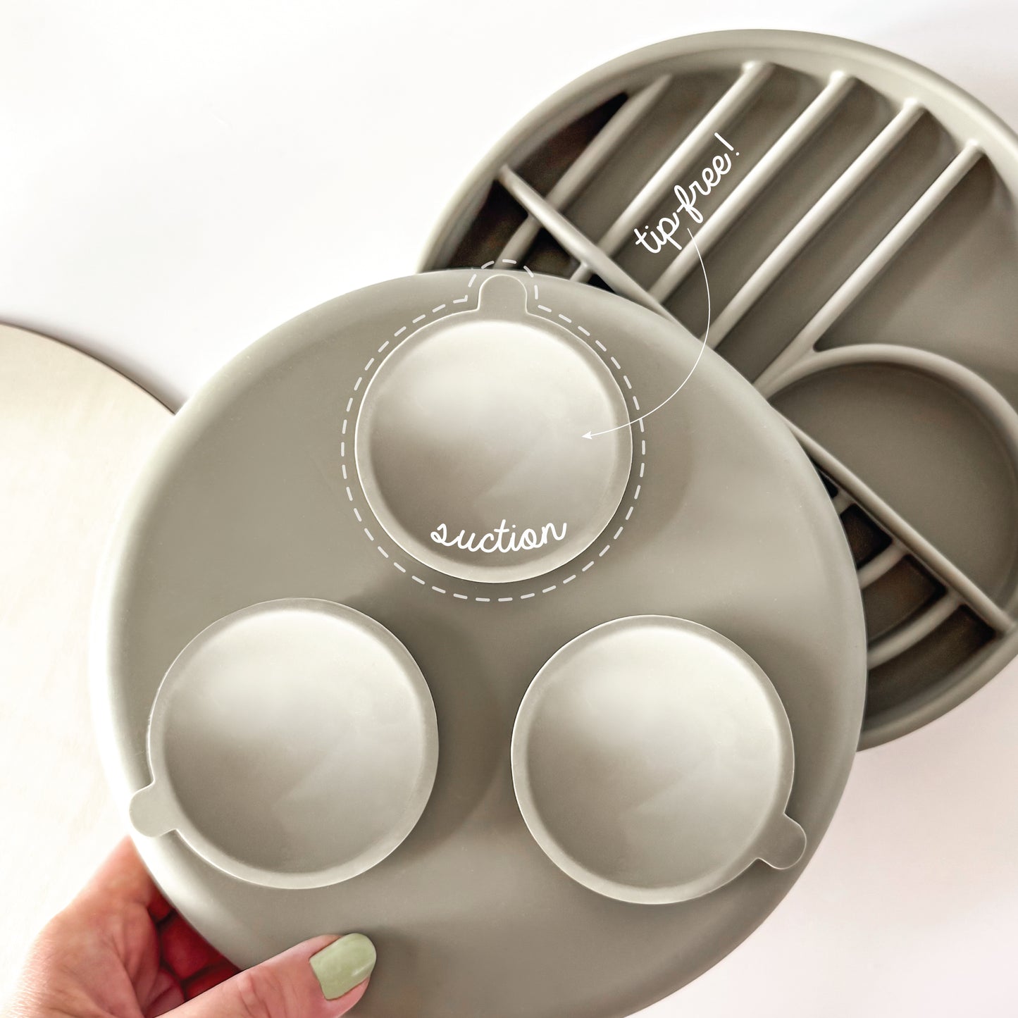 slow feeder bowl for anxiety and boredom dogs cats pets. Feeder bowl in pink rose sage green color during mealtimes or snacks. Slow feeder with partition for liquids