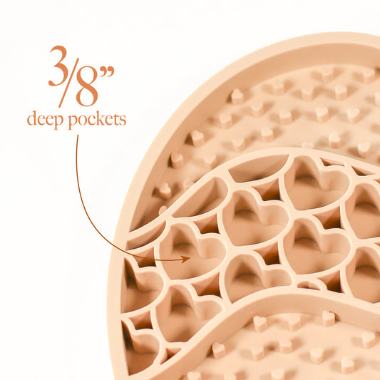 Deluxe Lick Mat Hearts | LATTE