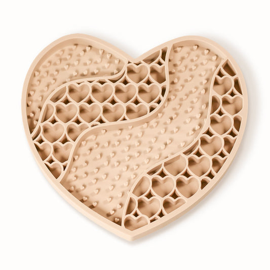 Deluxe Lick Mat Hearts | LATTE