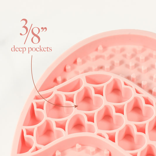 Deluxe Lick Mat Hearts | PINK BLUSH