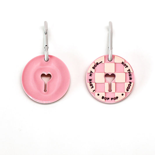 Poopie Porter in Checkerboard Light Pink | I love my Dog...Not Their Poop