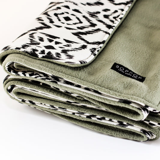 Jade Green Mini Pet Blanket Fleece Cotton Blend Winter Travel Portable